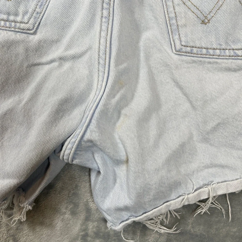 Wrangler Womens Shorts Size 27 Light Wash High Rise Raw Hem Denim 112315530 - Picture 6 of 7